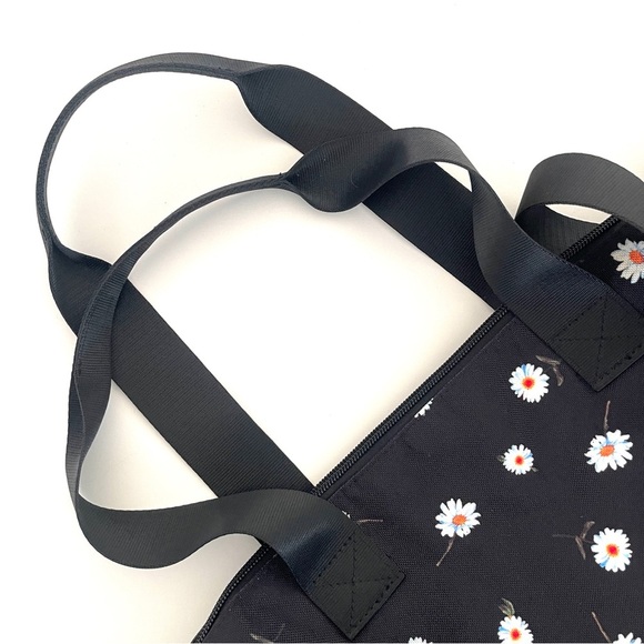 Alice + Olivia By Stacy Bendet Daisy Duffel Bag - Picture 14 of 14